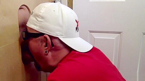 Thick Dick Step dad Wants Gloryhole Head