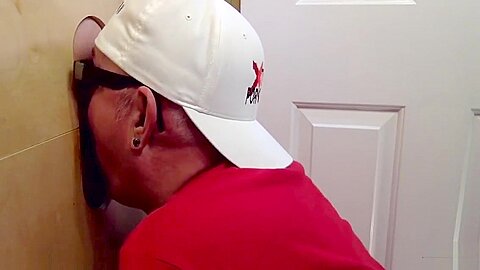 Thick Dick Step dad Wants Gloryhole Head