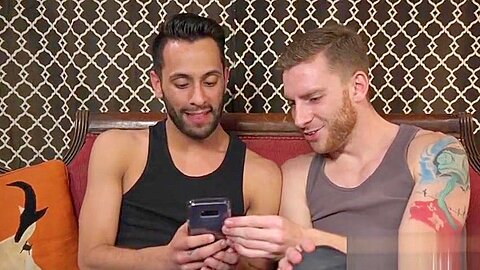 Toyed stud gets edged during kinky threeway