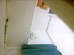 UK Mum Carrie Strips Naked In Her Bathroom