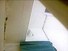 UK Mum Carrie Strips Naked In Her Bathroom
