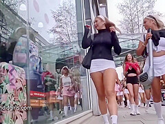 Uk Candid Girls