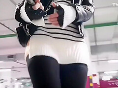 Upskirt No Panty