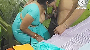 Very Cute Smart Sexy Housewife And Sexy Couple Moti Dick And Sexy Cute Gand Chudai