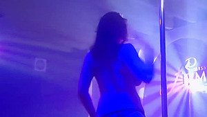 Wet Messy Public Stage Show - Dakoda Jane - Miss Firm Australia 2017