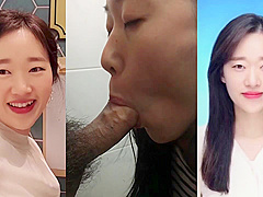 Yi Yuna Blowjob In Restroom and Pussyfucking