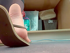 Yoga Teachers Dick Stiffening Candid Wrinkled Soles!