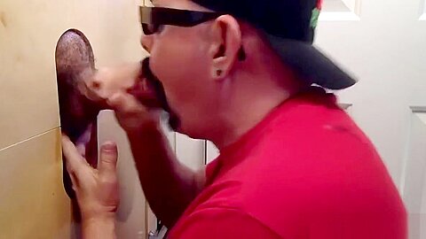Young Married Guy At The Gloryhole