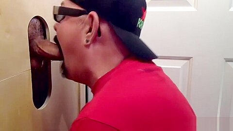 Young Married Guy At The Gloryhole