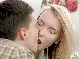 Young Stud Analyzes Teenage Girlfriend Polly White After School GP2612 - AnalVids
