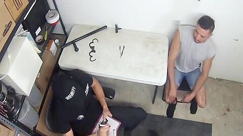 YoungPerps - Chiseled Security Guard Fucks A Handsome Thief
