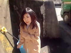 Yummy Seri Yuuki in a hot toy session