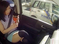 Yummy Seri Yuuki in a hot toy session
