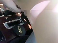 beautiful japanese lady fuck and lick in a car