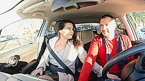je le paye en nature pour qu il m offre le retour en voiture