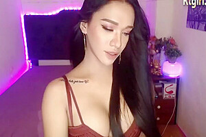 jnice griffit porn gif -Half Filipina Half Aussie Trans Beauty In Lingerie Webcams Solo