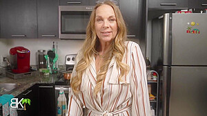 porn ge fele protgonit -Cum Stuff Your Stepmom For Thanksgiving! Full Trailer With Scott Trainor And Kymber Leigh