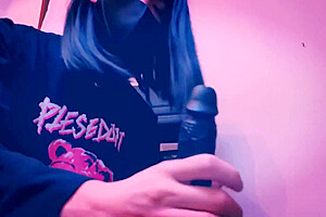 porn long ong ilver -女装 Crossdresser　黒タイツで足コキしてあげますよ　footjob