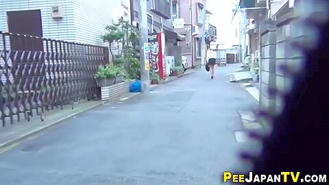 rt l croft ypno porn -Sneaky Asians Urinating