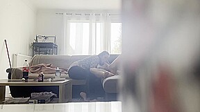 sa copine n a pas vu la caméra que Step son mec avait caché