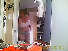 spied milf caught in her underwear